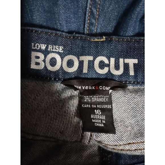 New York & Company Jean Ladies 16 Average Low Rise Bootcut Blue - Picture 5 of 7